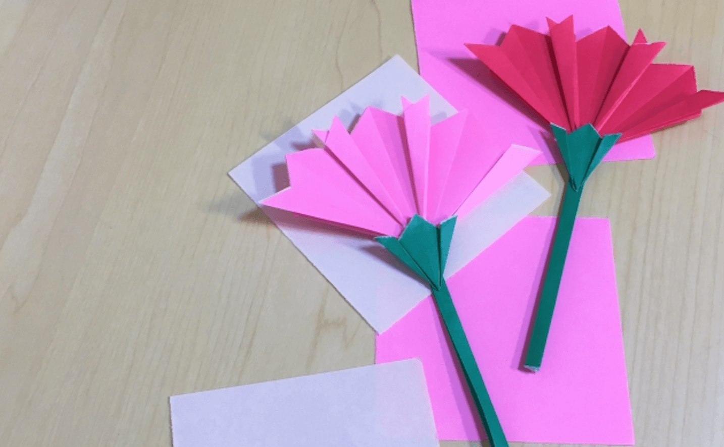 折り紙で 平面 のカーネーション 簡単に作れるものベスト5 Easy